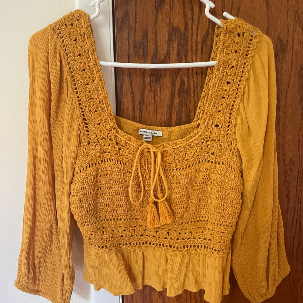 American Eagle top